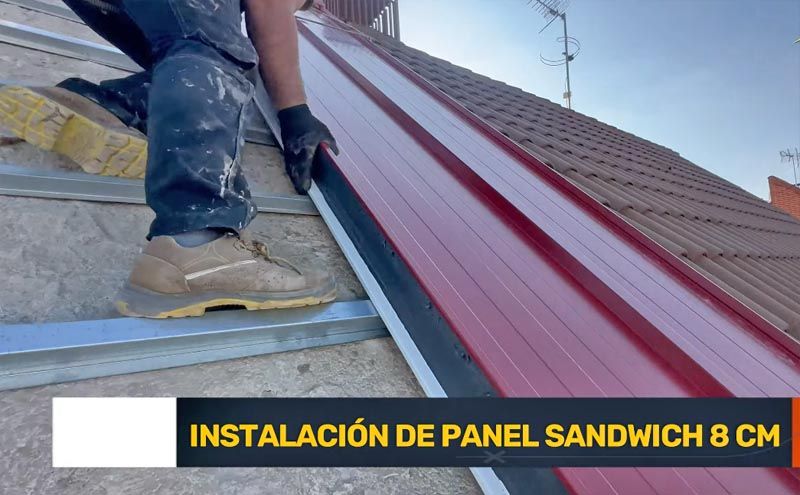 Instalacion Panel Sandwich 8cm en Tejado
